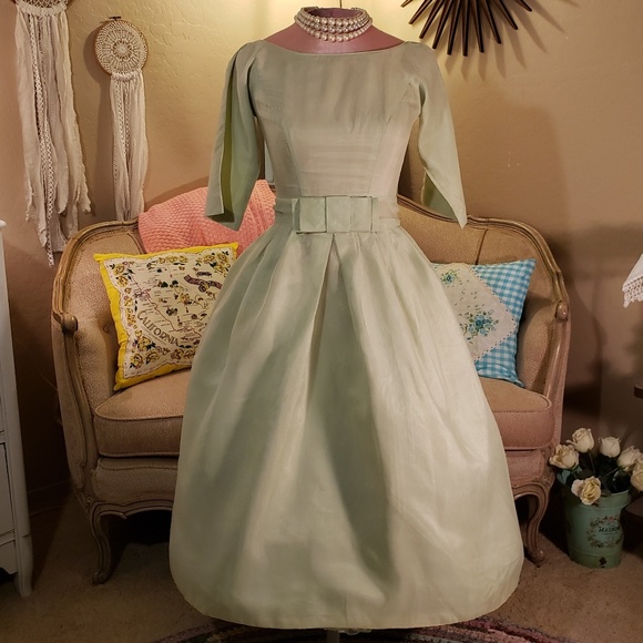 Vintage Dresses & Skirts - Vintage 1950s taffeta dress